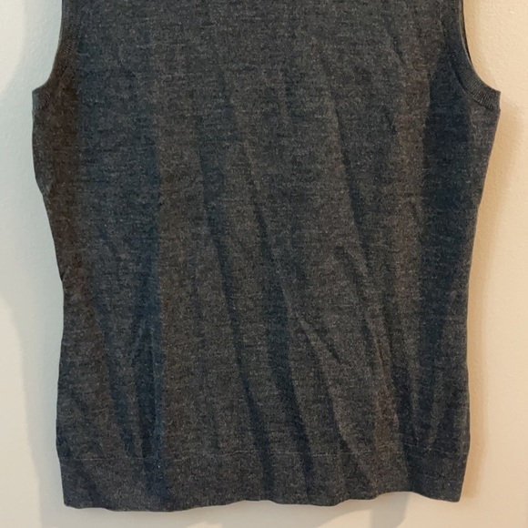 Lafayette 148 New York 100% wool sleeveless turtleneck sweater - Picture 3 of 6